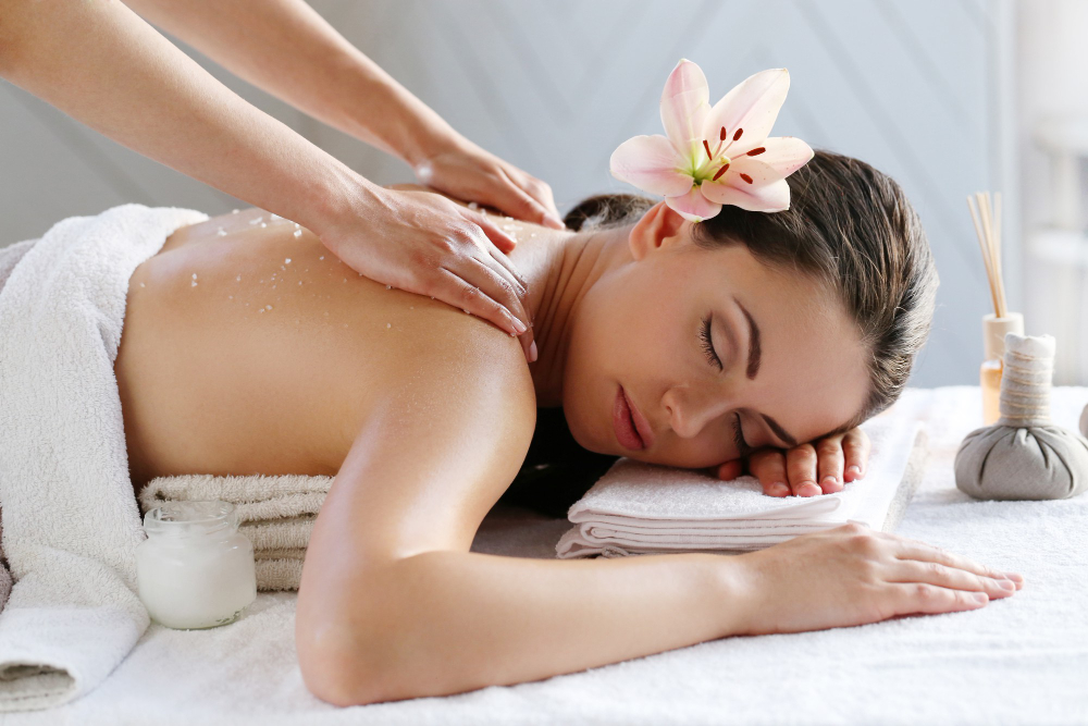 Mulher fazendo massagem
